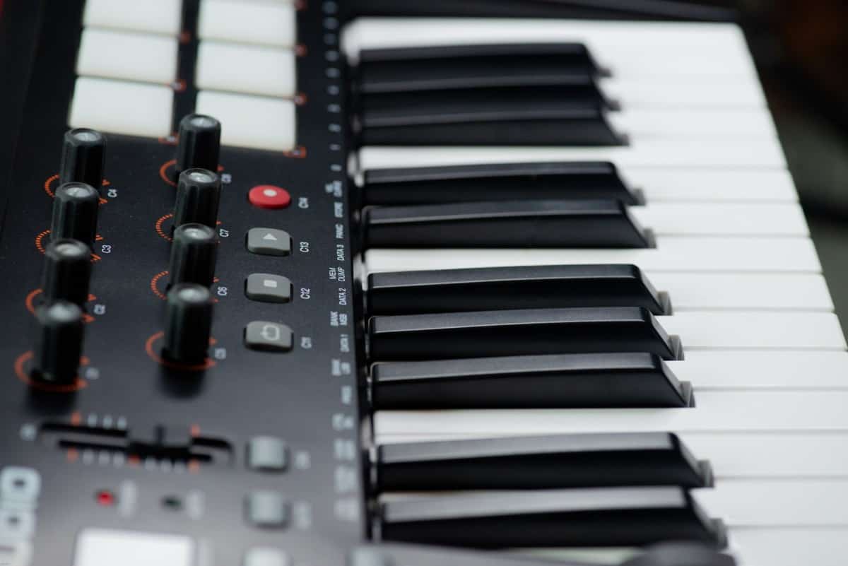 What Is Midi? A Complete Guide For Newbies Stamp Sound