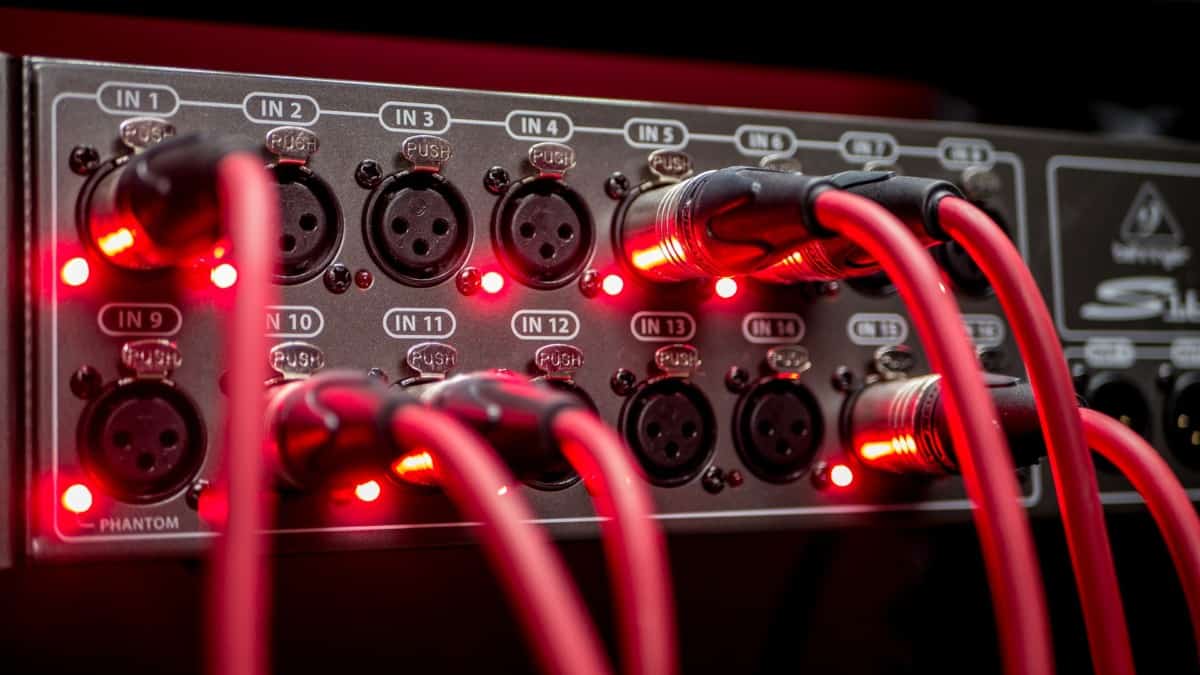 Are XLR Cables Balanced? Does It Even Matter? Stamp Sound