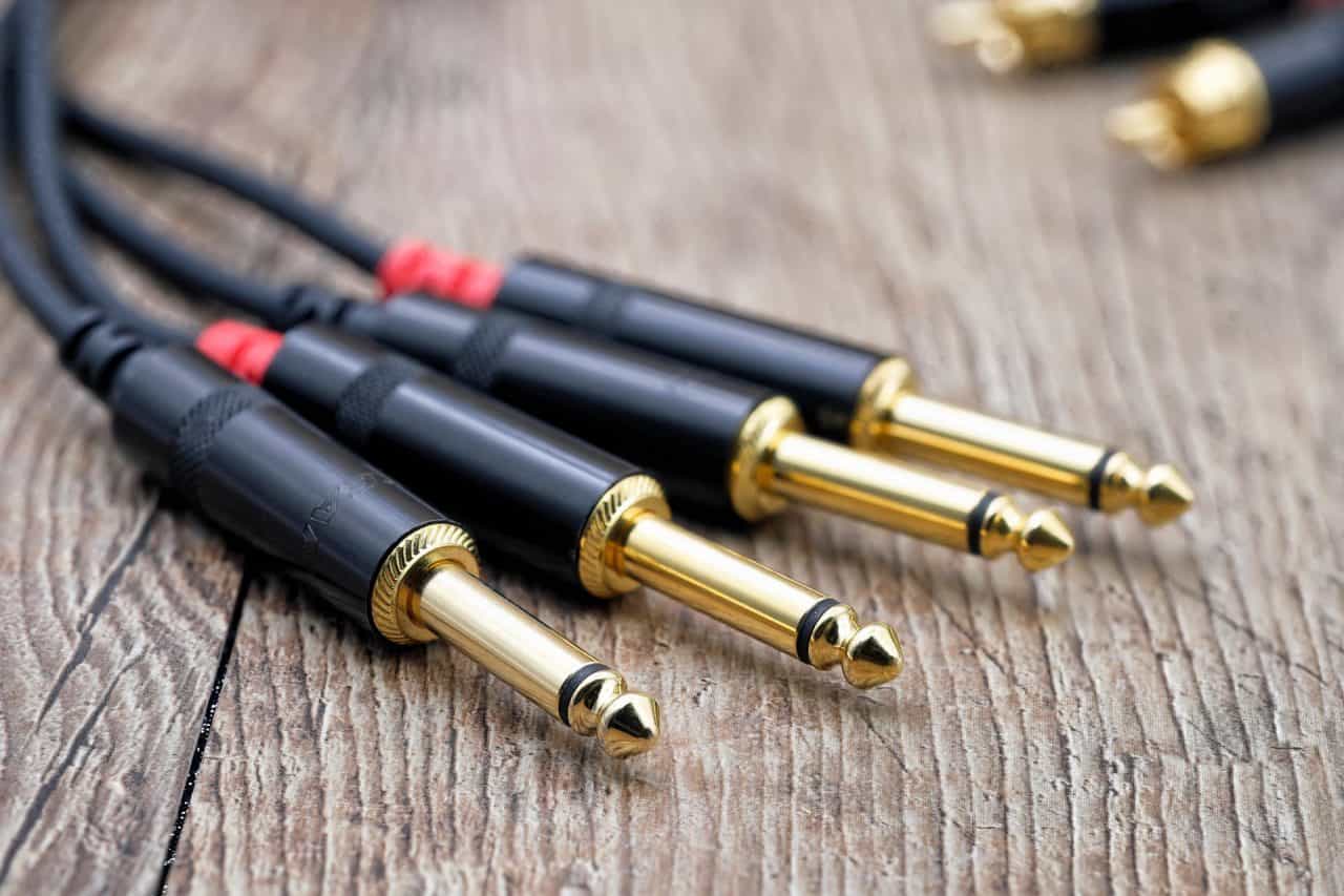 Does Guitar Cable Length Matter