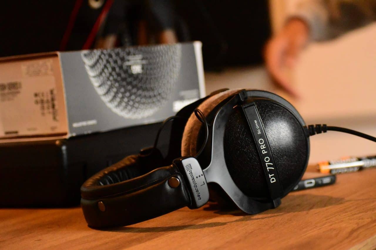 Are Studio Headphones Good For Gaming? Facts vs Myths – 