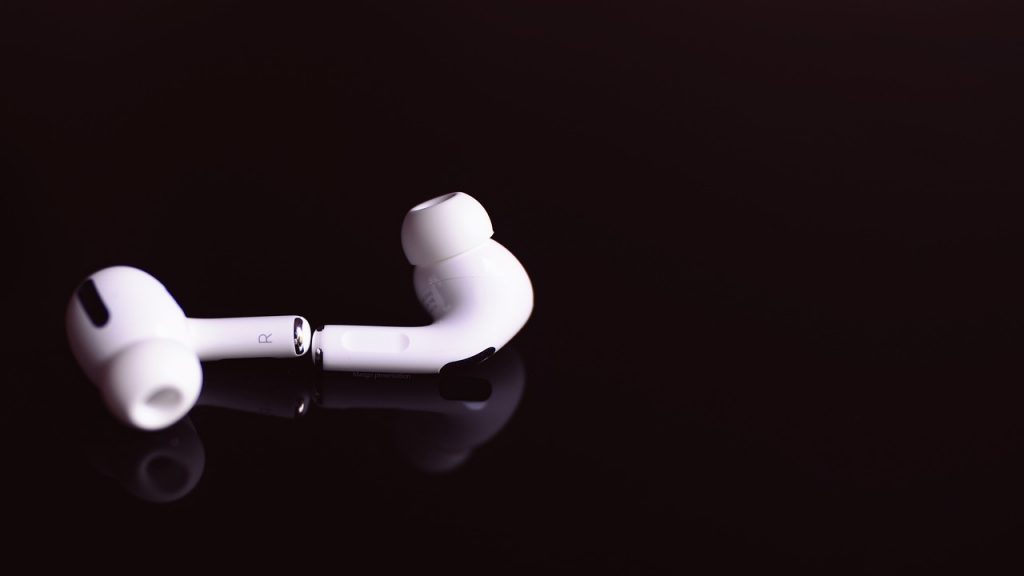 Can Airpods Break If Dropped?