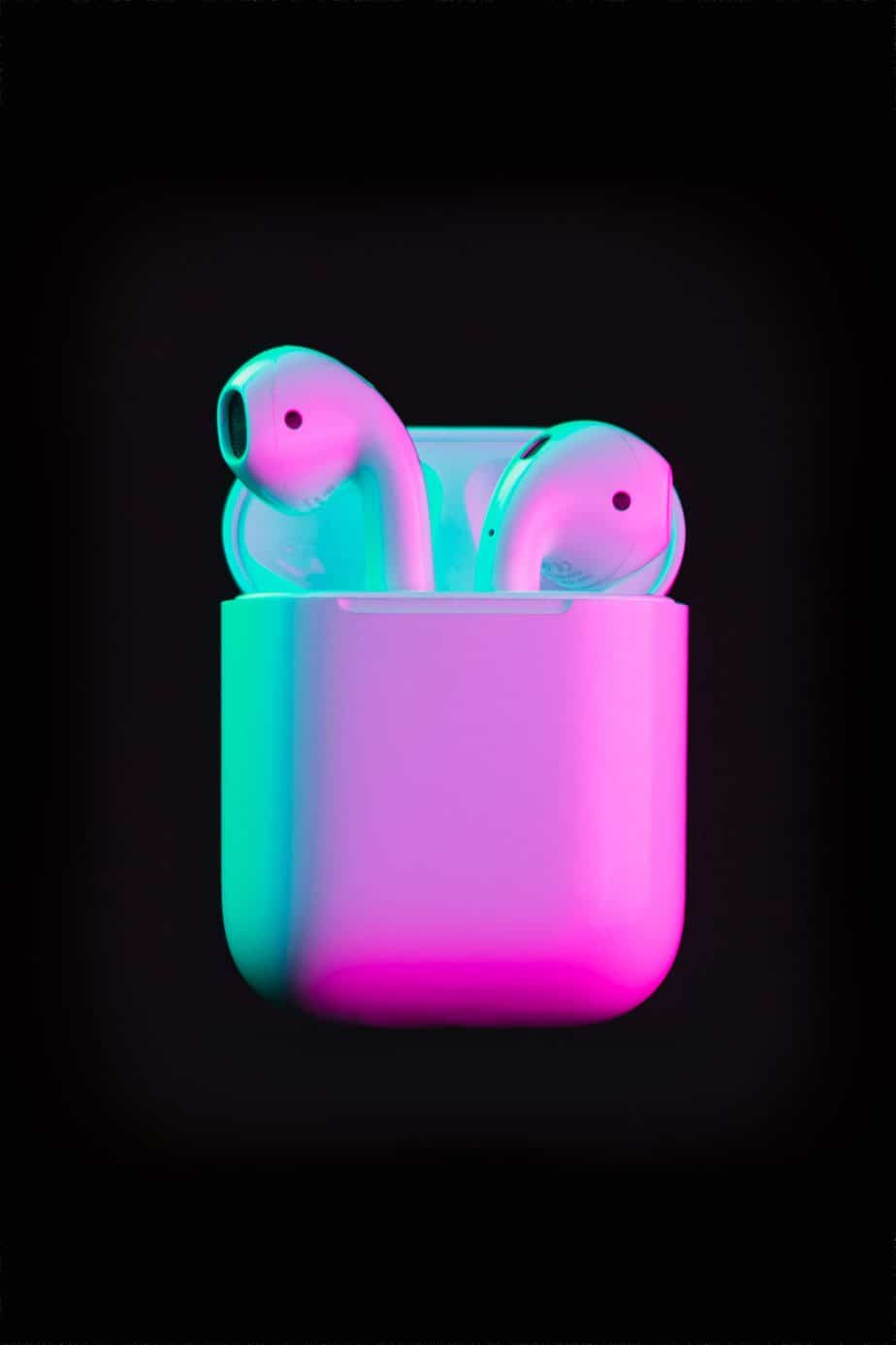 can-you-connect-airpods-without-the-case-stampsound